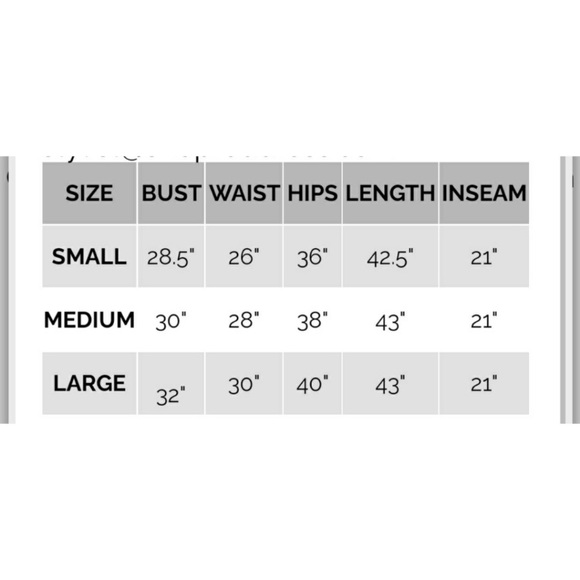 Red Dress Blush Romper - Picture 3 of 3